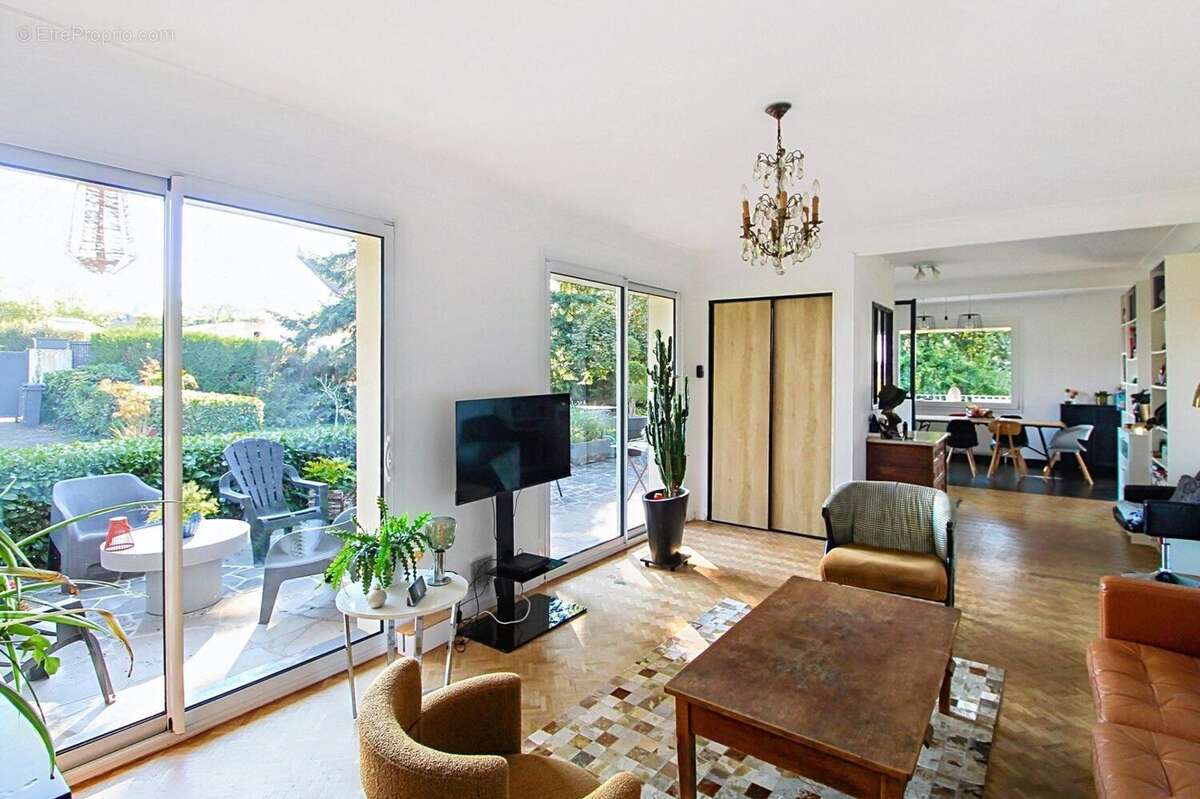 Photo 8 - Maison à PERRECY-LES-FORGES