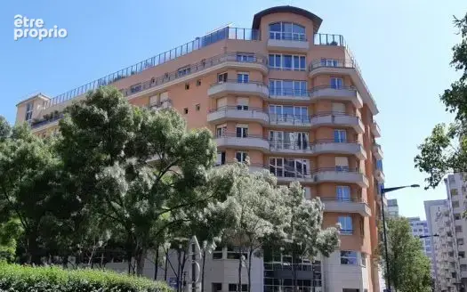 Appartement à COURBEVOIE