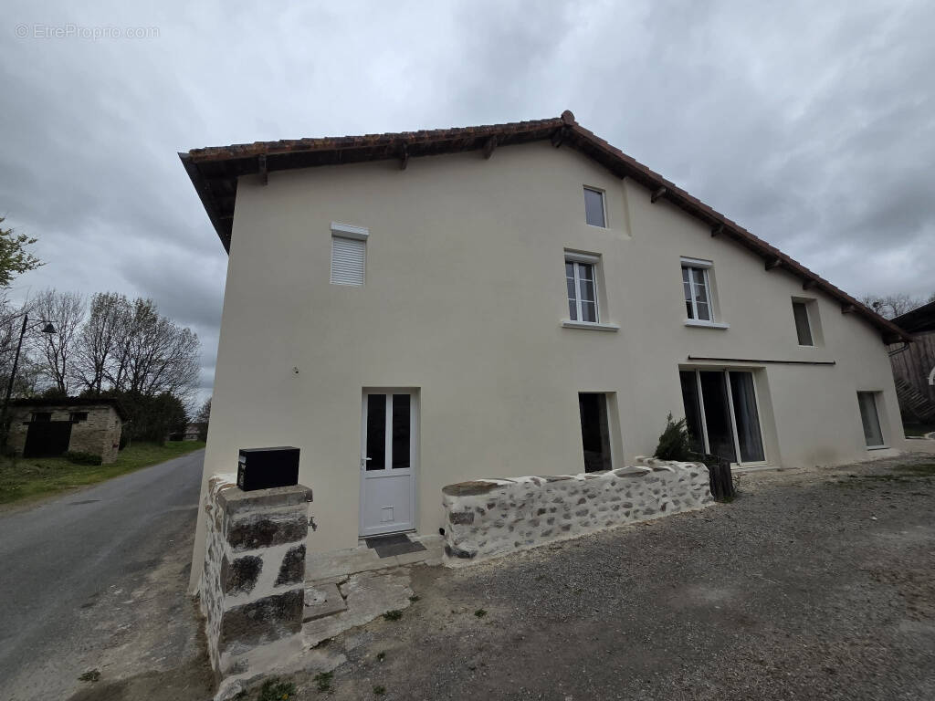 Maison à SAINT-AUVENT