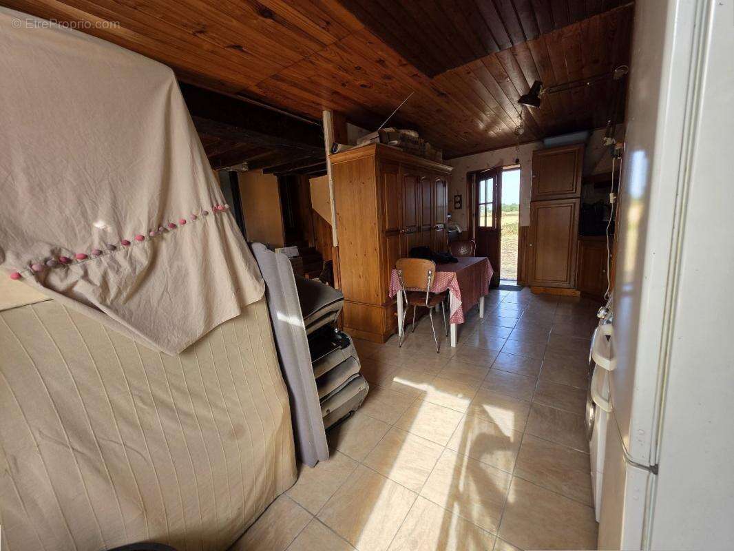 Maison à CHASSIGNOLLES