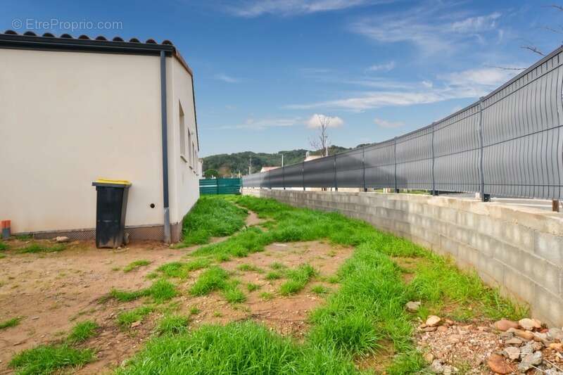 Maison à CESSENON-SUR-ORB