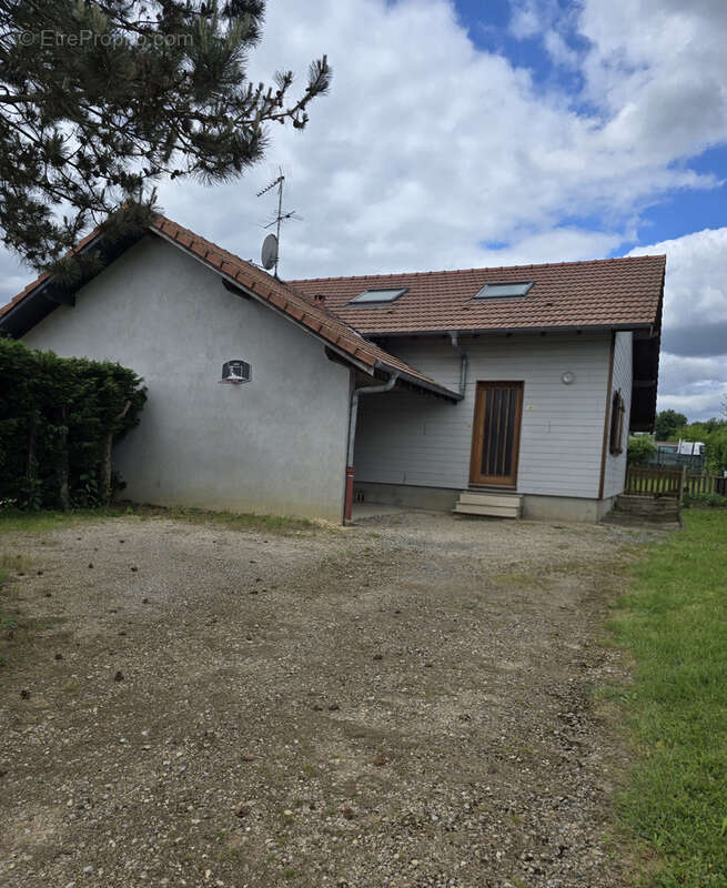 Maison à PERREX