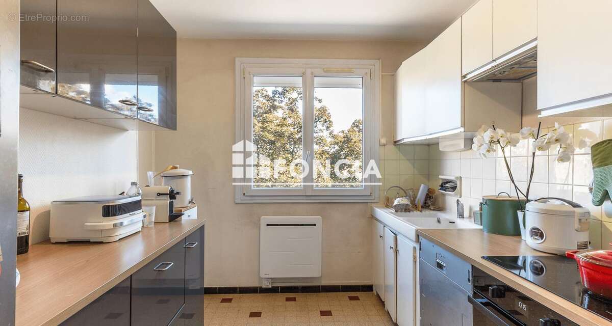 Appartement à GUILHERAND-GRANGES