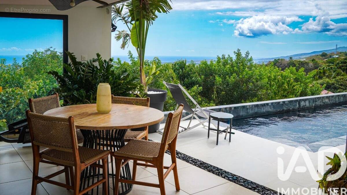 Photo 1 - Maison à LE TAMPON