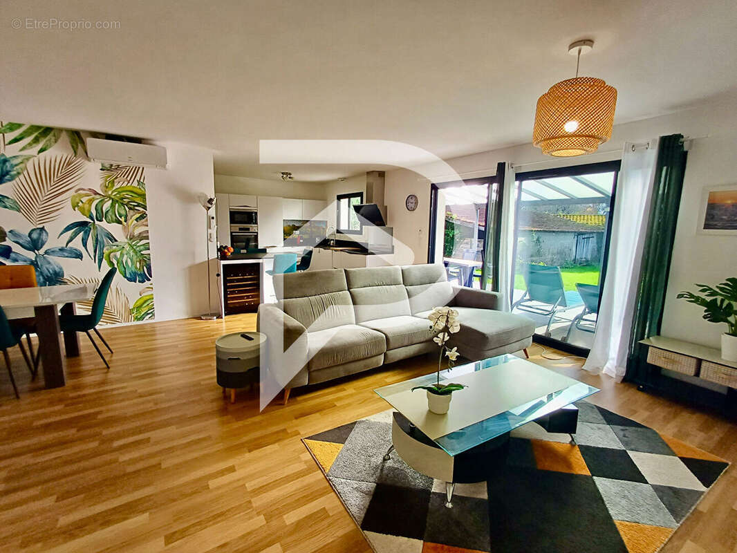 Maison à PEYREHORADE