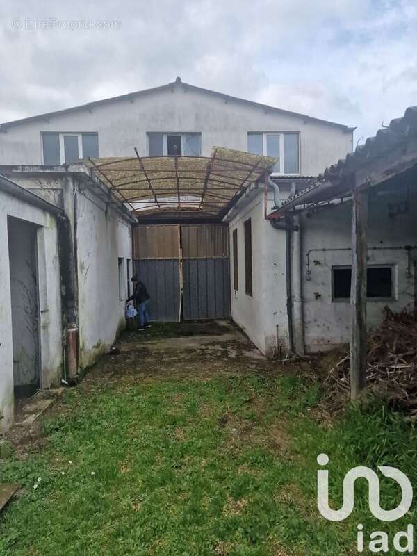 Photo 2 - Appartement à COUTRAS