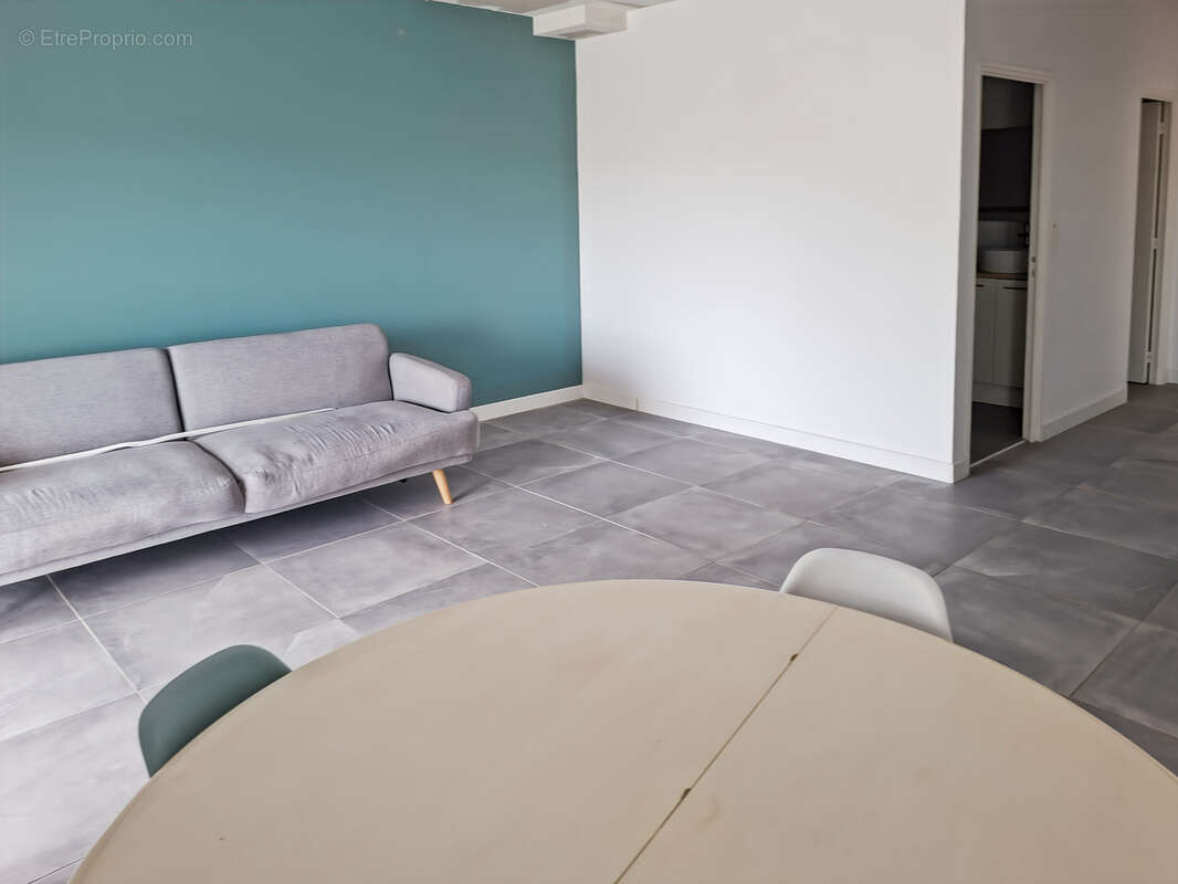 Appartement à PUISSERGUIER