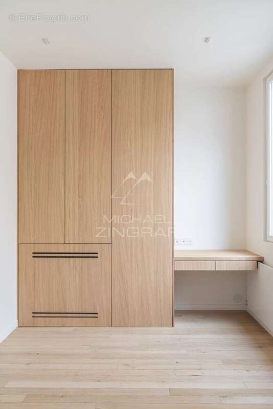 Appartement à PARIS-8E