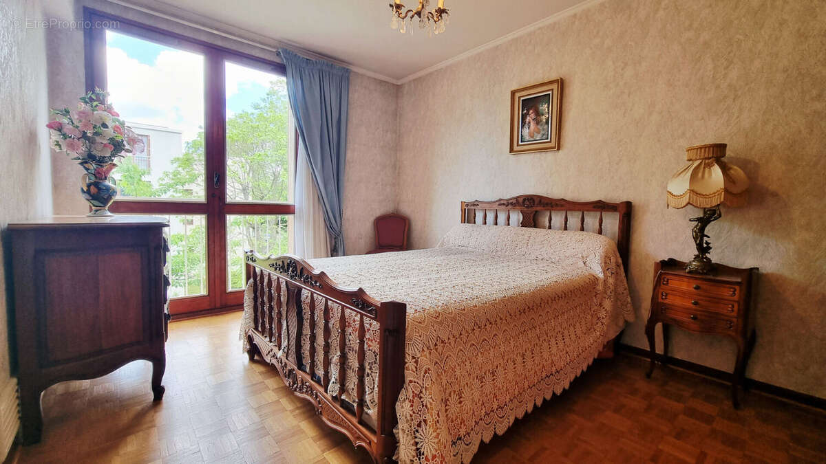 Appartement à MAISONS-LAFFITTE