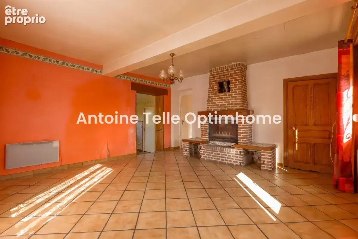 La Groise - Maison individuelle avec grange sur terrain de 950m² - Opportunité de rénovation à saisir - photo 6