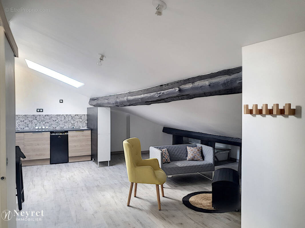 Appartement à SAINT-ETIENNE