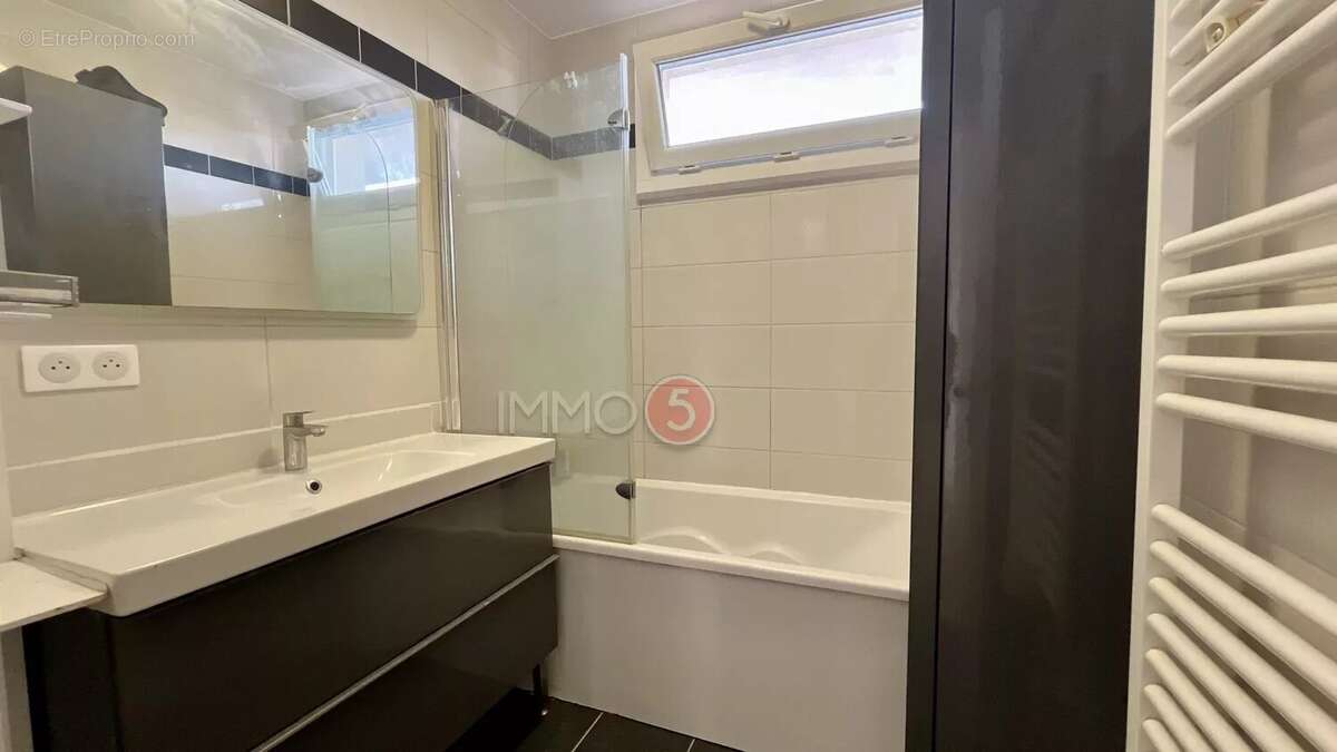 Appartement 60 m² à Bondy  - photo 7