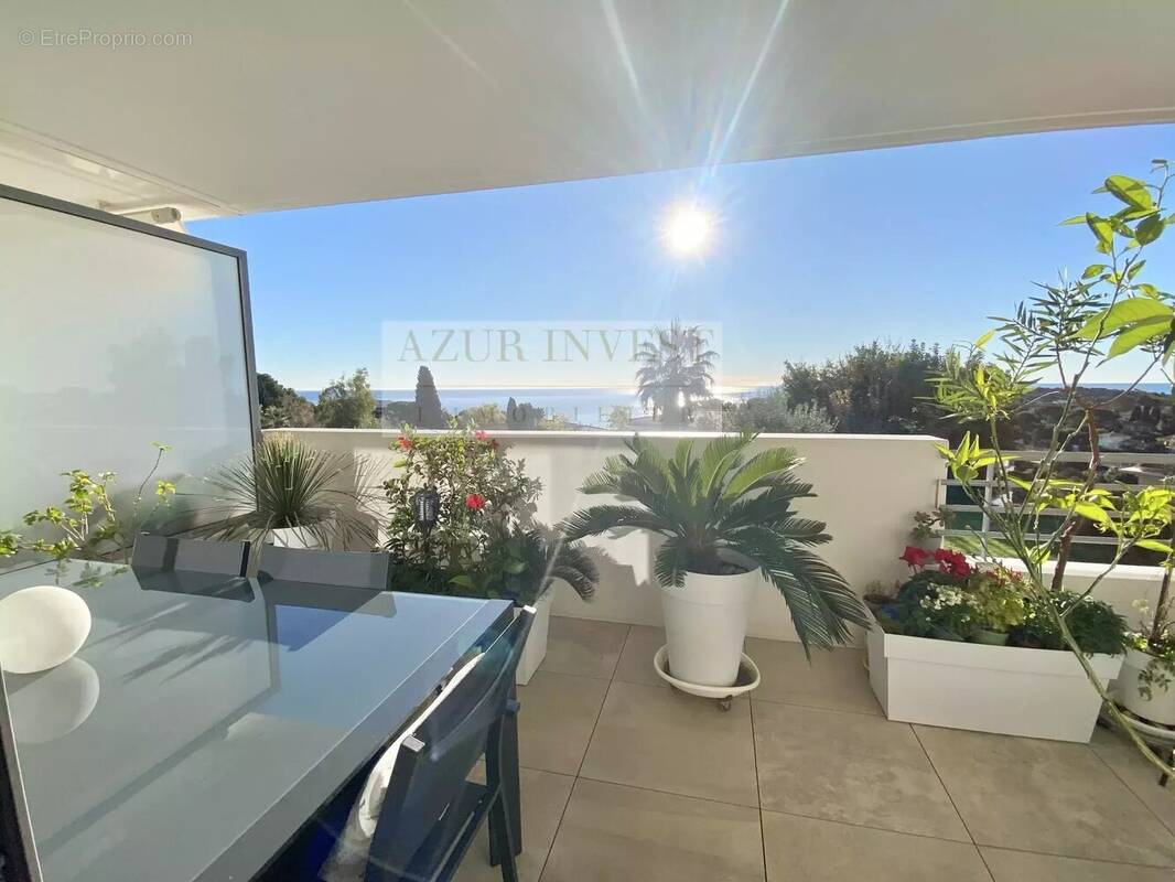 Appartement à ROQUEBRUNE-CAP-MARTIN