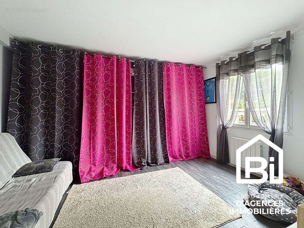 BLANVILLE SUR ORNE - Maison avec piscine - photo 13