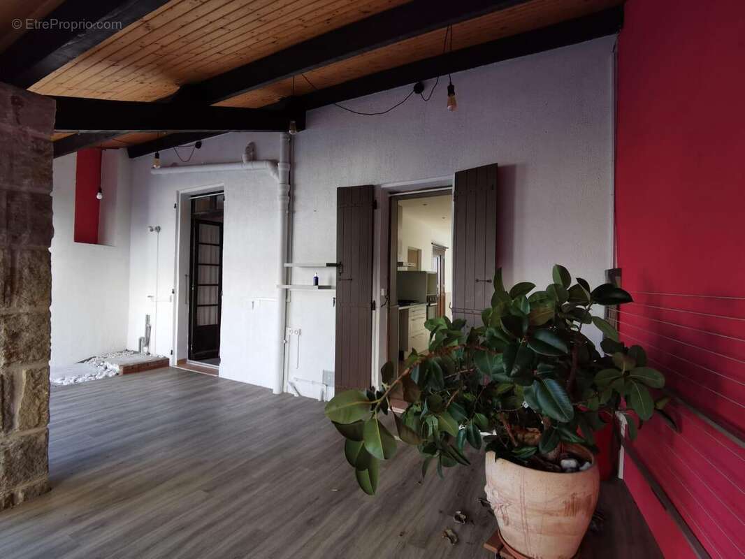   - Appartement à AUBENAS