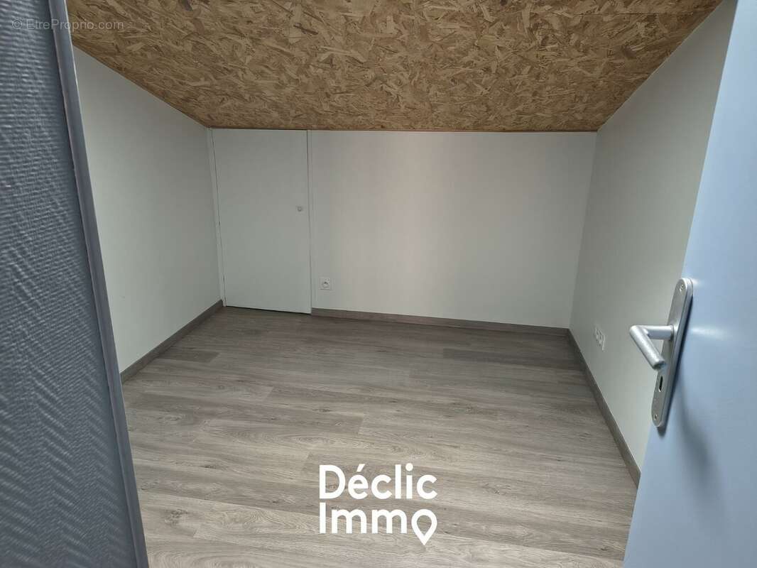 Spacieuse maison de bourg, l'alternative parfaite entre appartement et maison. - photo 9