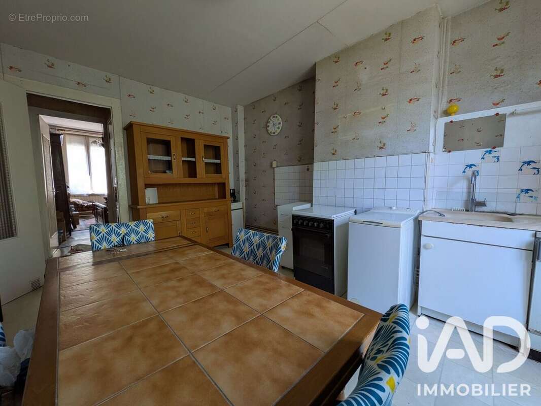 Photo 3
