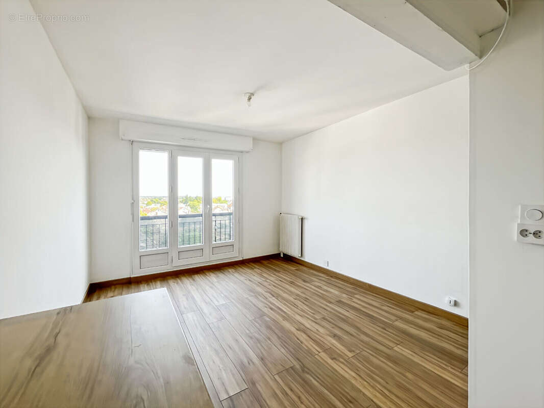 Appartement à MELUN