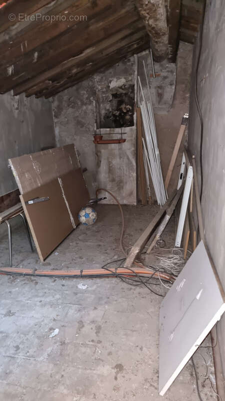 Appartement à LA CRAU