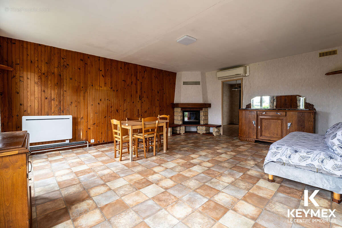 Maison à LE MESNIL-EN-THELLE