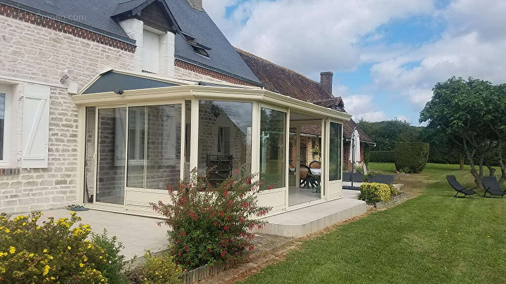 Maison à LA CHAPELLE-VICOMTESSE