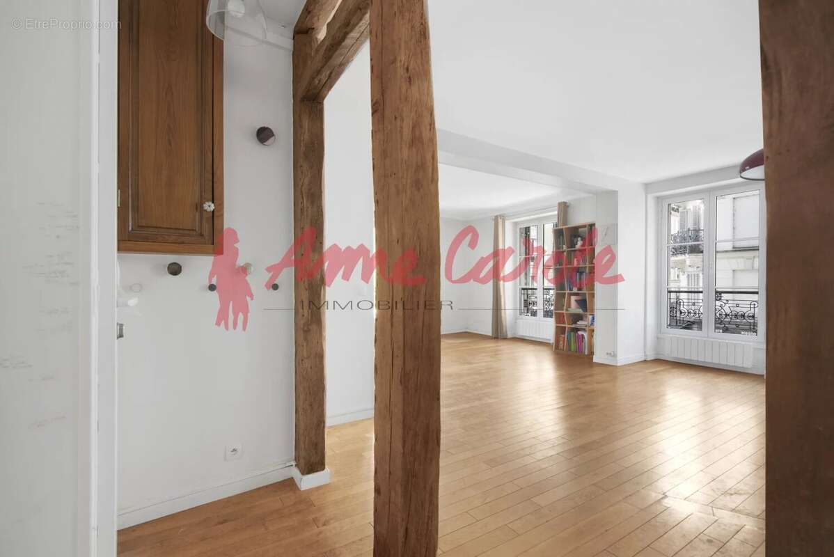 Appartement à PARIS-11E