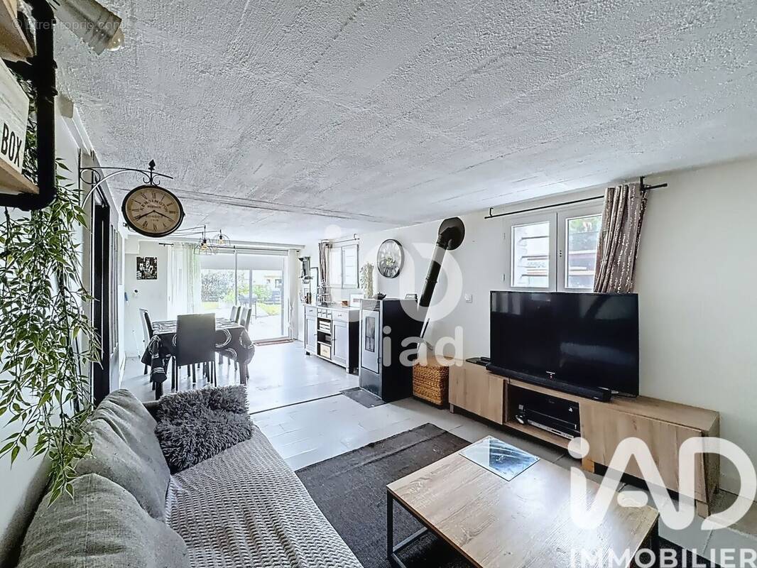 Photo 1 - Maison à SUCY-EN-BRIE