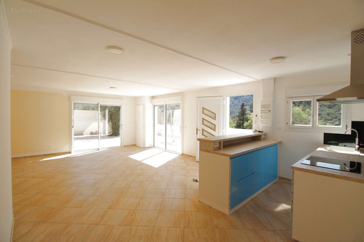 Maison à BELGENTIER