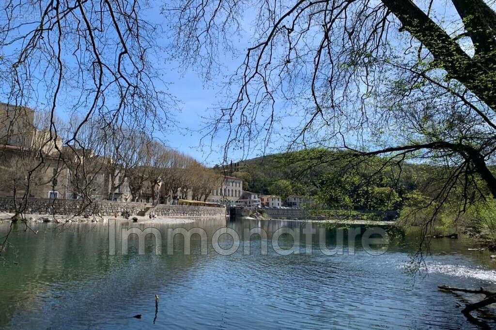 Appartement à LAROQUE