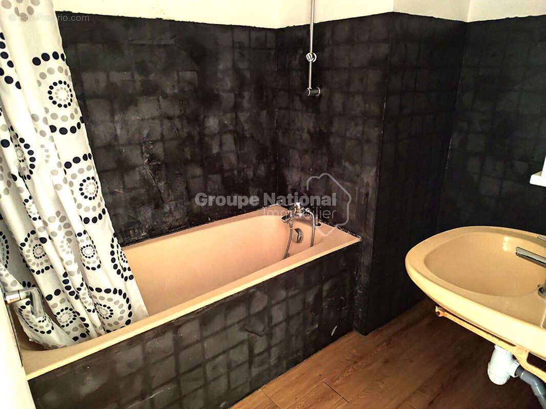 Appartement à VAISON-LA-ROMAINE