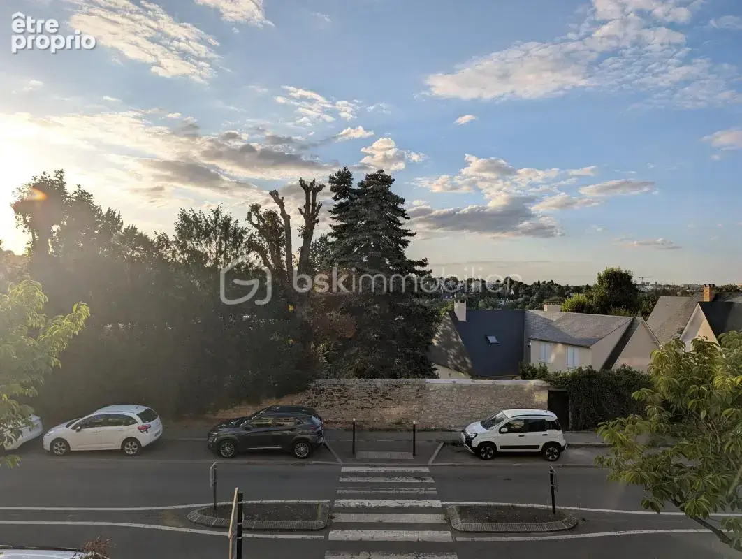 Appartement lumineux avec loggias, box et tennis privatif - photo 10