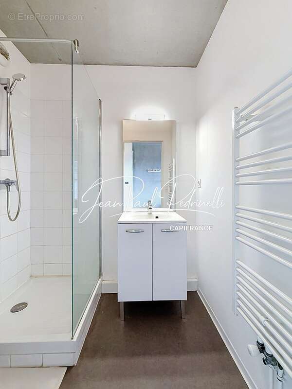 Rare Appartement Lyon 2 Cœur Confluence - T1 de 20 m² - Spécial investissement locatif - - Bail commercial LMNP géré -  Rentabil - photo 25