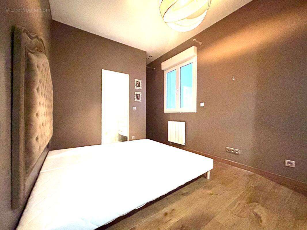 Appartement à FONTENAY-SOUS-BOIS