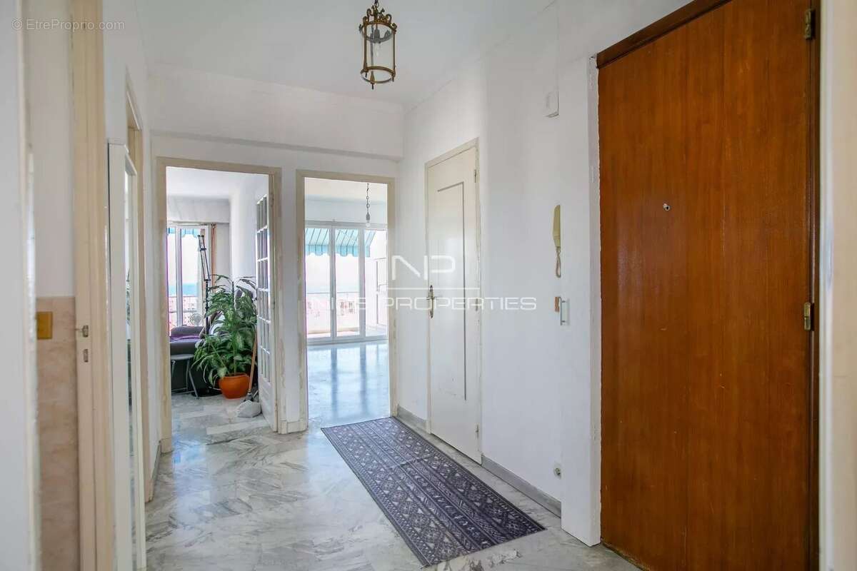 Appartement à NICE