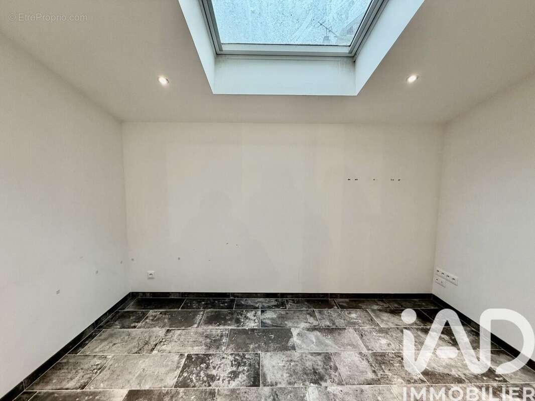 Photo 9 - Appartement à VAUJOURS