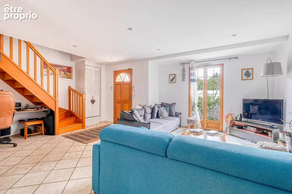 Maison familiale de près de 130 m², terrain de plus de 1 400 m² à Villiers-sur-Morin - photo 4
