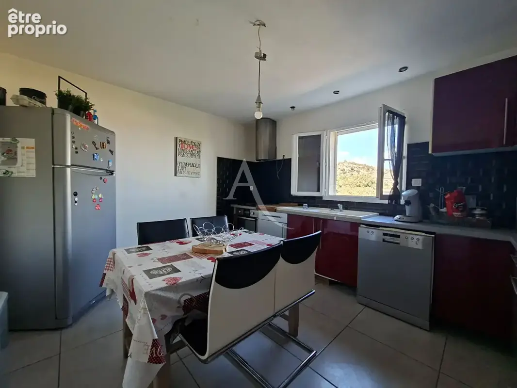A VENDRE - Maison 6 pièce(s) 168m2 située à Alès - photo 7