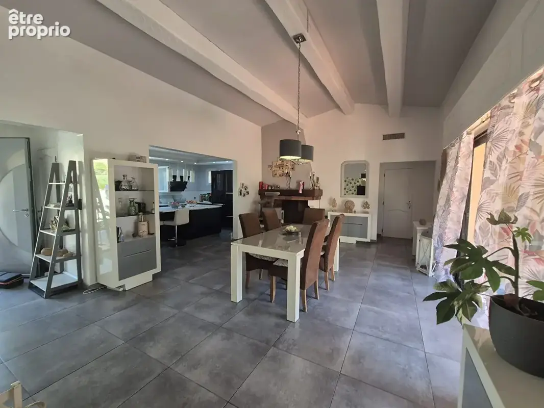 Maison Roquebrune Sur Argens 137m² piscine et sous sol - photo 4