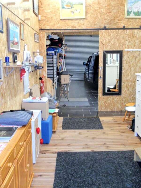 165 m² à Mericourt  - photo 3