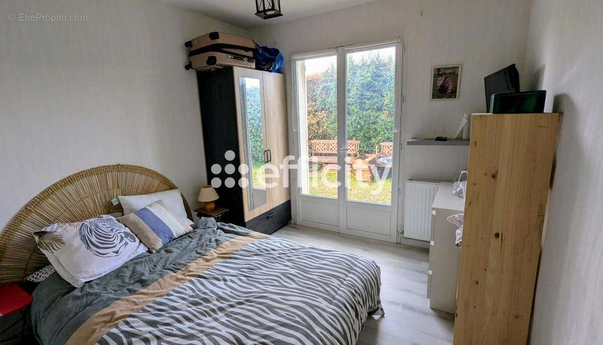 Maison à L'ISLE-D'ESPAGNAC