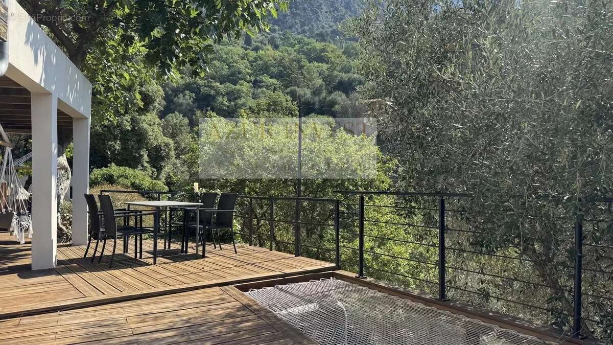 Maison à MENTON