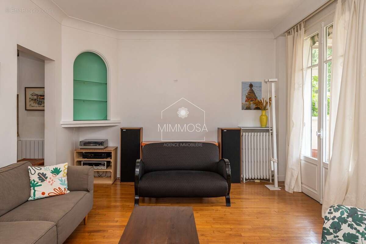 Maison 120 m² à Les Pavillons-Sous-Bois  - photo 6