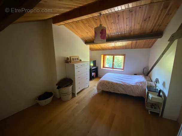 Maison à SAINT-DENIS-COMBARNAZAT