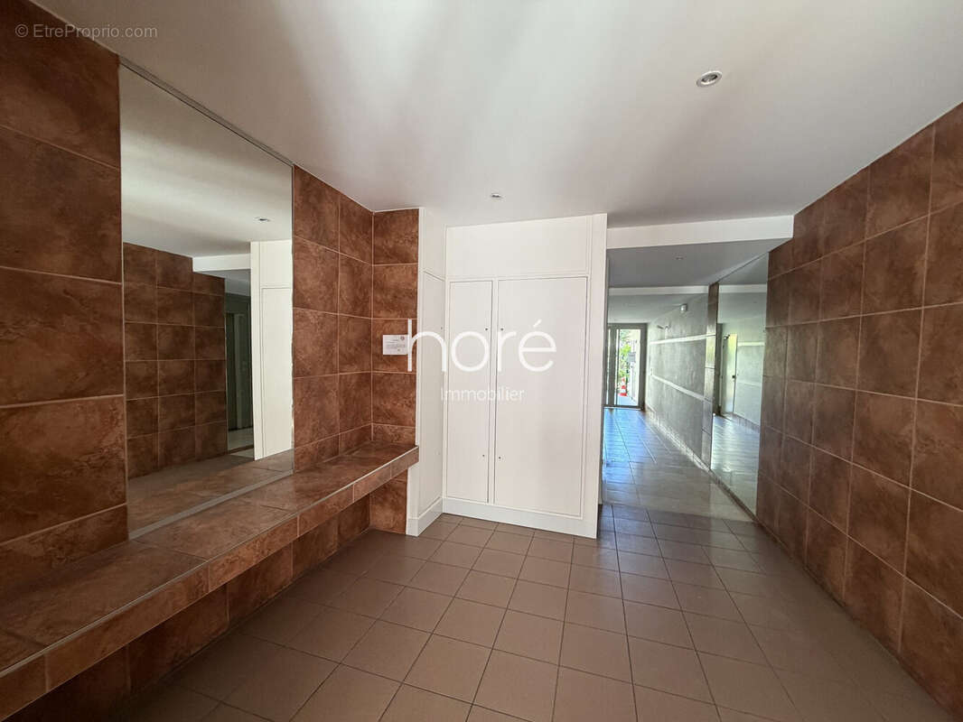 Appartement à PARIS-20E