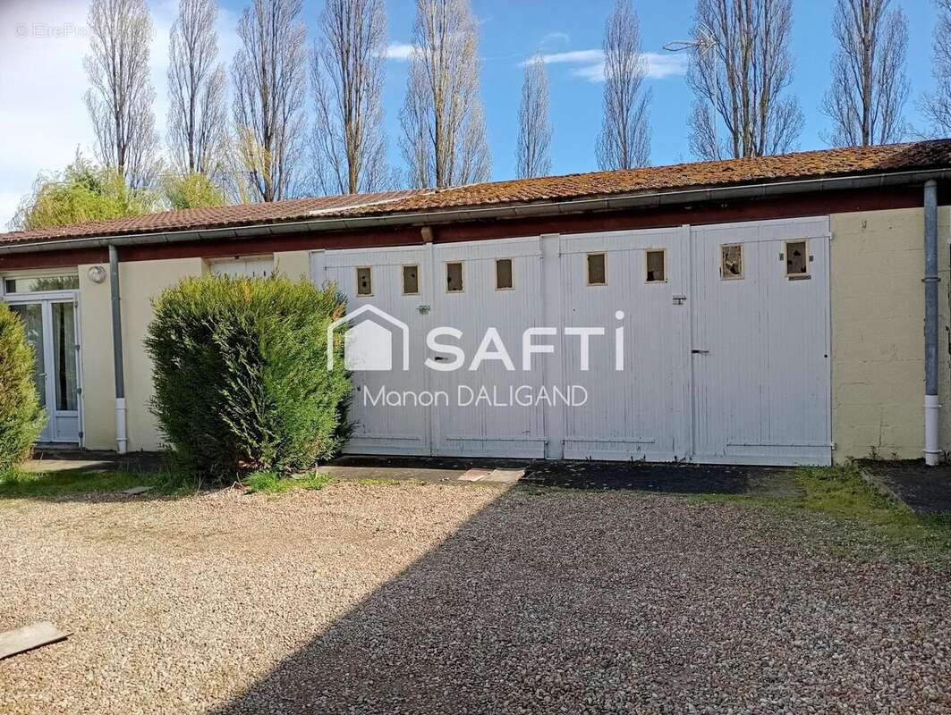 Photo 2 - Appartement à DOMPIERRE-SUR-BESBRE