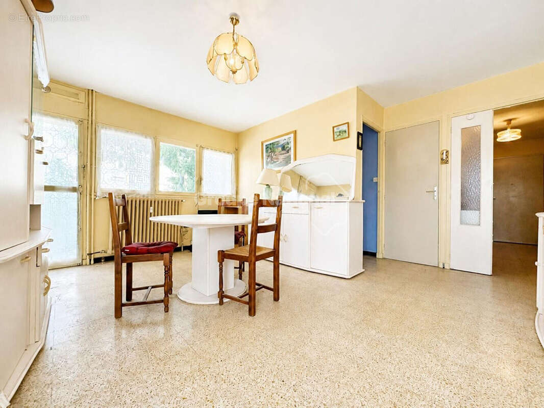 Appartement à SALON-DE-PROVENCE
