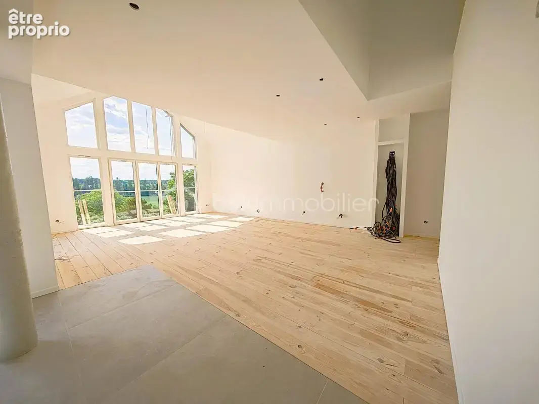 Maison exceptionnelle vue panoramique, d’une superficie de 144 m², sur sous-sol de 56 m² édifié sur terrain de 410 m² arboré et  - photo 9