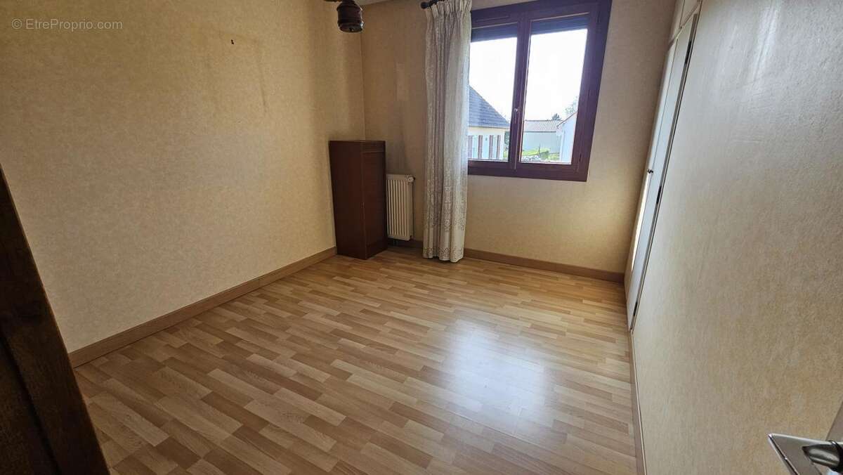 Maison 72 m² à Canisy  - photo 8