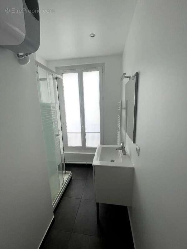 Appartement à PARIS-12E