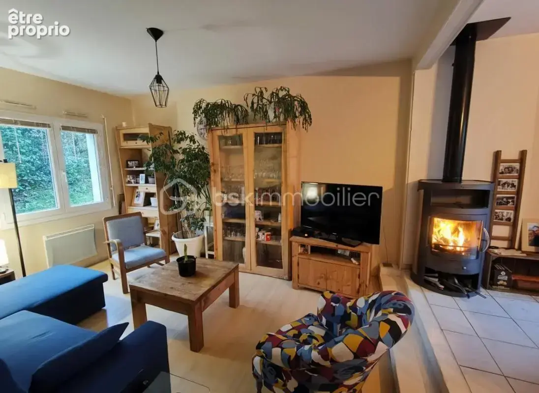 À Laillé, maison 3 chambres avec terrain de 1 300 m² - photo 5